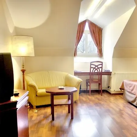 Astor Szálloda 4*