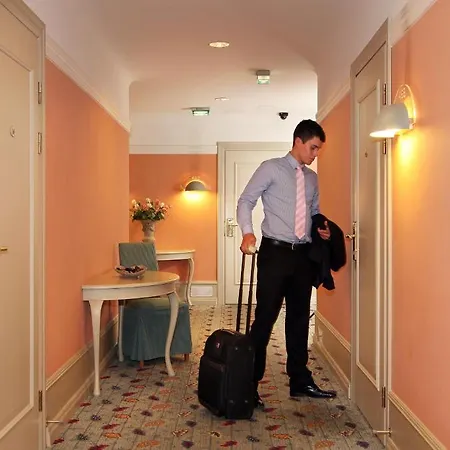 Hotel Astor