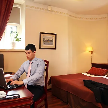 Astor Hotel 4*