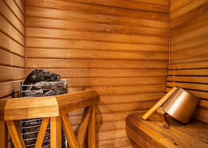 فندق Astor فآسا